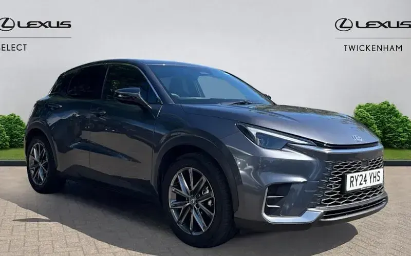 Used Lexus LBX 136 HP (100 kW) 2026 SUV