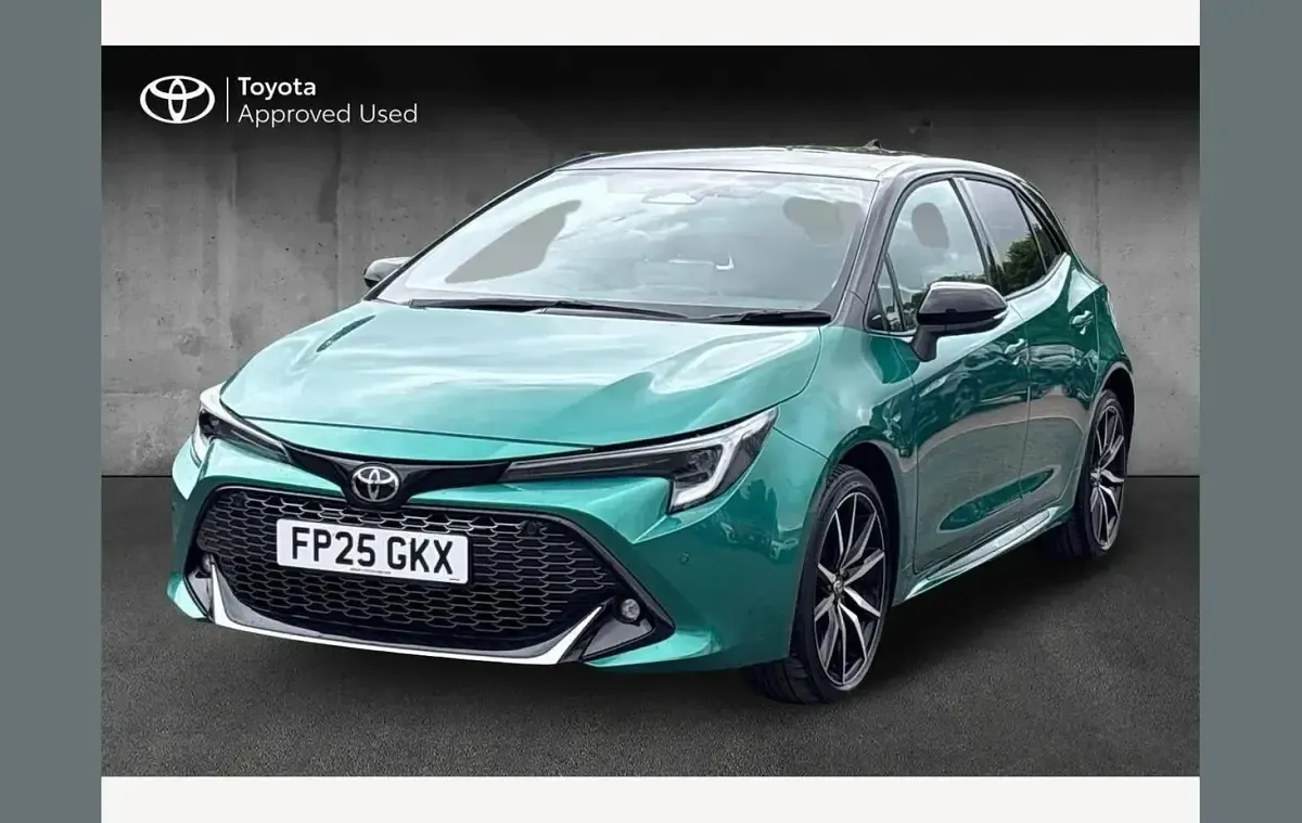 Used Toyota Corolla Sport 140 HP (102 kW) 2025 Green Hatchback