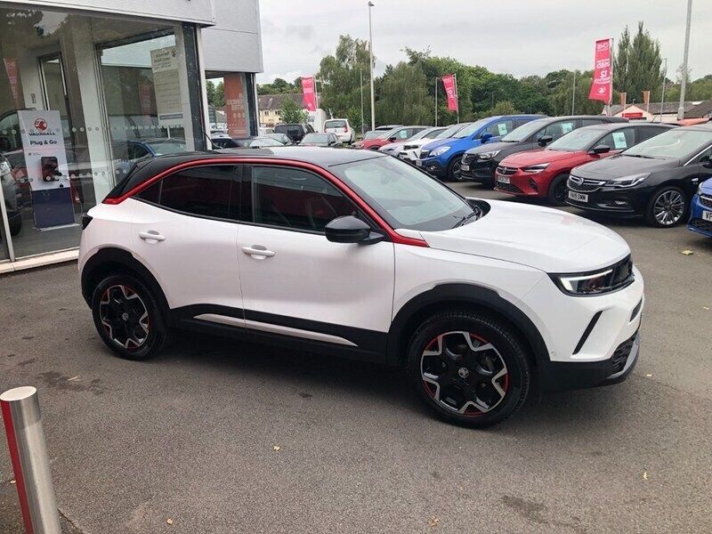 Used Vauxhall Mokka SRi 100 HP (73 kW) 2022 White SUV