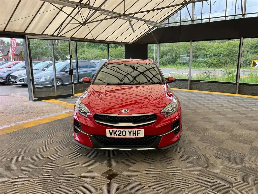 Used Kia XCeed 138 HP (101 kW) 2020 Red SUV