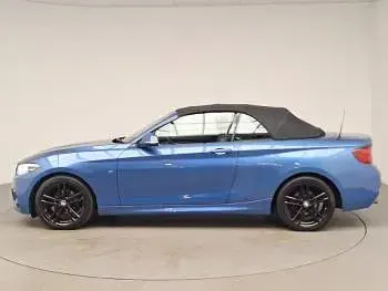 Usado BMW 218 M Sport 136 HP (100 kW) 2019 Azul Cabrios