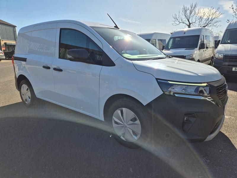 Used Nissan Townstar Acenta 130 HP (95 kW) 2023 White