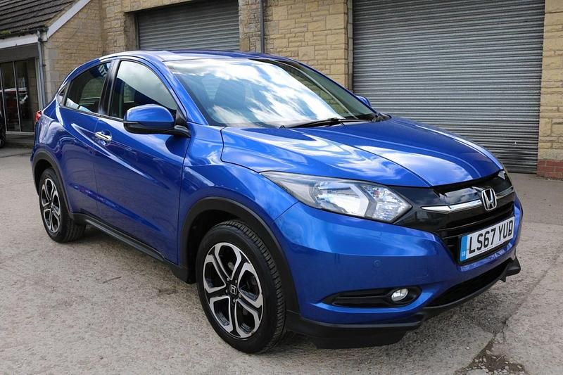 Used Honda HR-V SE 130 HP (95 kW) 2017 Blue SUV