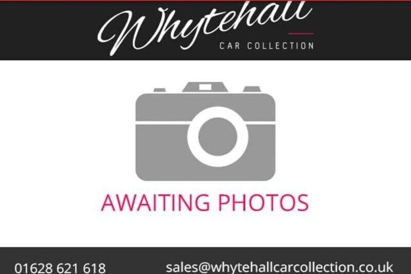 Silver Used 2023 Land Rover Defender HSE Dynamic SUV | £54,990 - Image 1/1