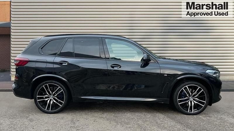Used BMW X5 M Sport 286 HP (210 kW) 2021 Metallic  sapphire black SUV