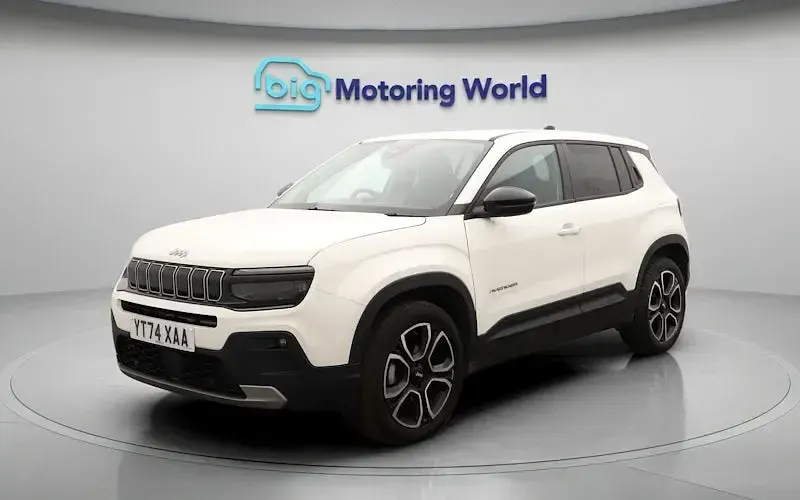 Usado Jeep Avenger Summit 101 HP (74 kW) 2025 Branco SUV