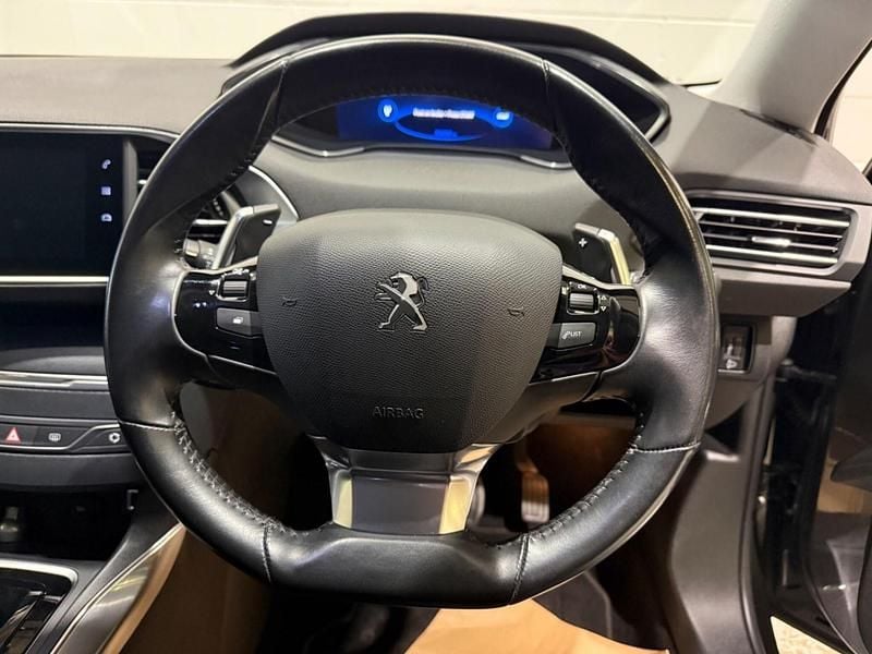 Used Peugeot 308 Allure Premium 129 HP (94 kW) 2021 Grey Hatchback