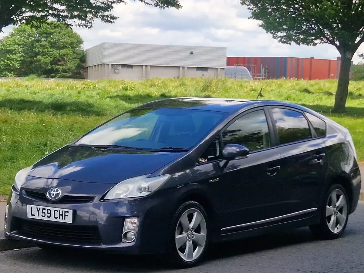 Używany Toyota Prius 2009 Szary Hatchback