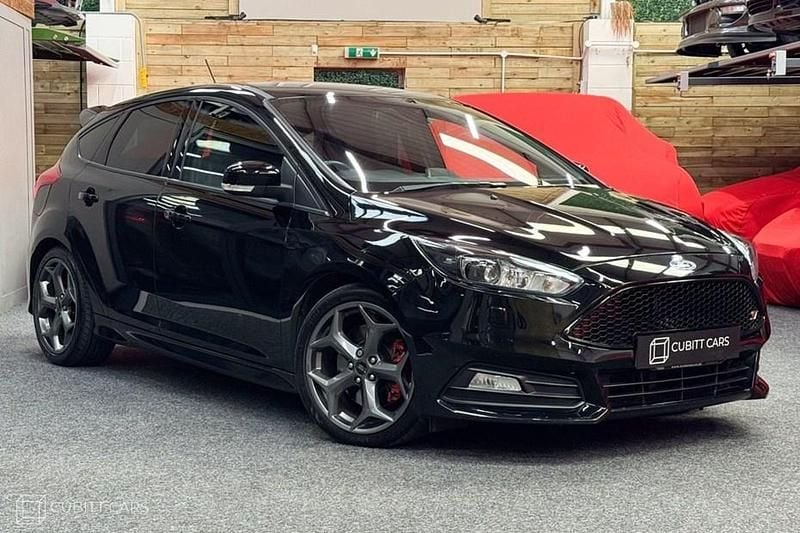 Black Used 2017 Ford Focus ST Hatchback | £13,995 (A bit pricey) - Image 1/1