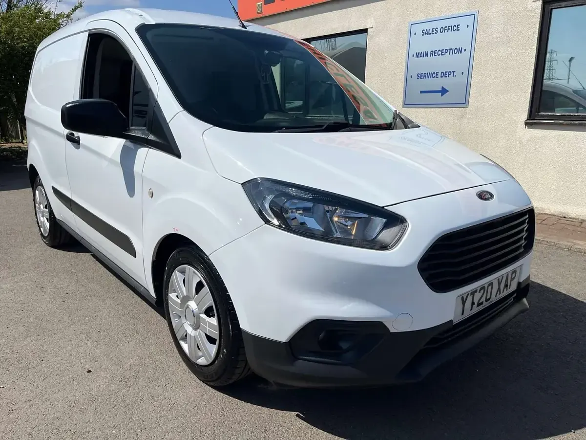 Used Ford Transit Trend 100 HP (73 kW) 2020 White Van