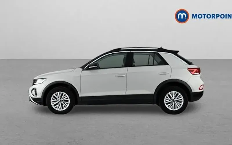 Used VW T-Roc Life 110 HP (80 kW) 2024 SUV