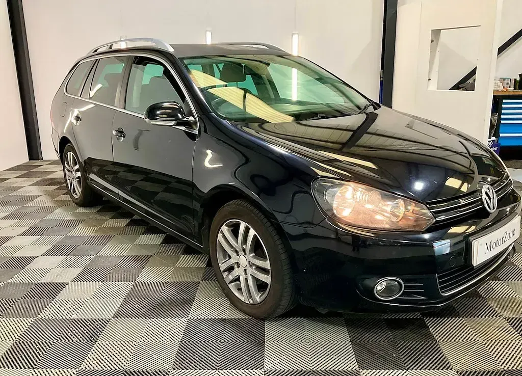 Usado VW Golf VI Sportline 105 HP (77 kW) 2011 Preto Citadino