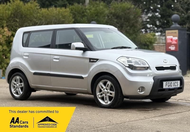 Silver Used 2010 Kia Soul SUV | £4,490 (Fair price) - Image 1/2