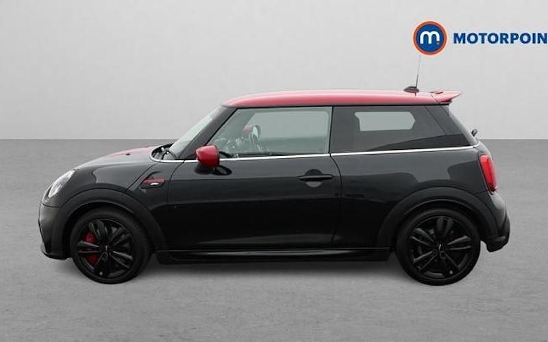 Used Mini John Cooper Works Comfort 231 HP (169 kW) 2021 Black Hatchback