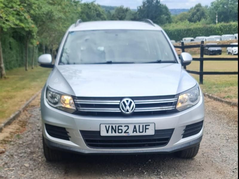 Używany VW Tiguan S 140 KM (102 kW) 2012 Srebrny SUV