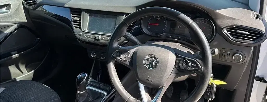 Usado Vauxhall Crossland X Sport 83 CV (61 kW) 2019 Blanco SUV