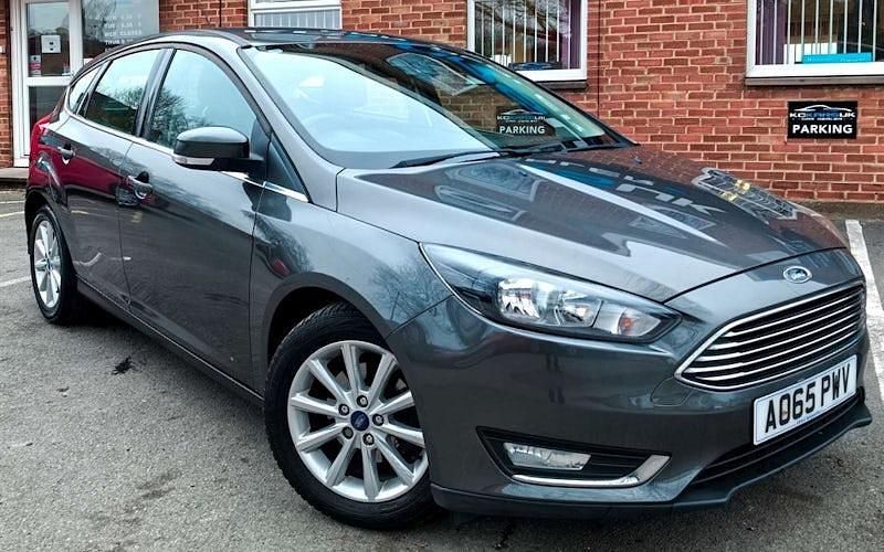 Used Ford Focus Titanium 125 HP (91 kW) 2017 Hatchback