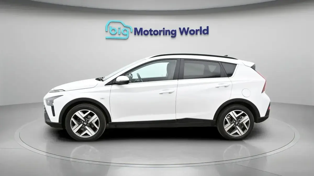 Used Hyundai Bayon Premium 101 HP (74 kW) 2023 White SUV