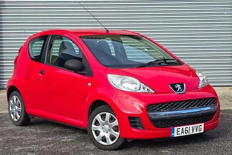 Red Used 2011 Peugeot 107 Hatchback | £2,250 (A bit pricey) - Image 1/1