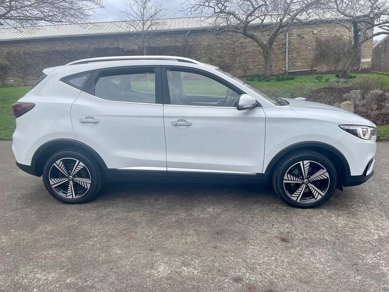 Used MG ZS Exclusive 105 kW (143 HP) 2020 White SUV