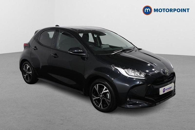 Used Toyota Yaris Hybrid Design 2024 Black Hatchback