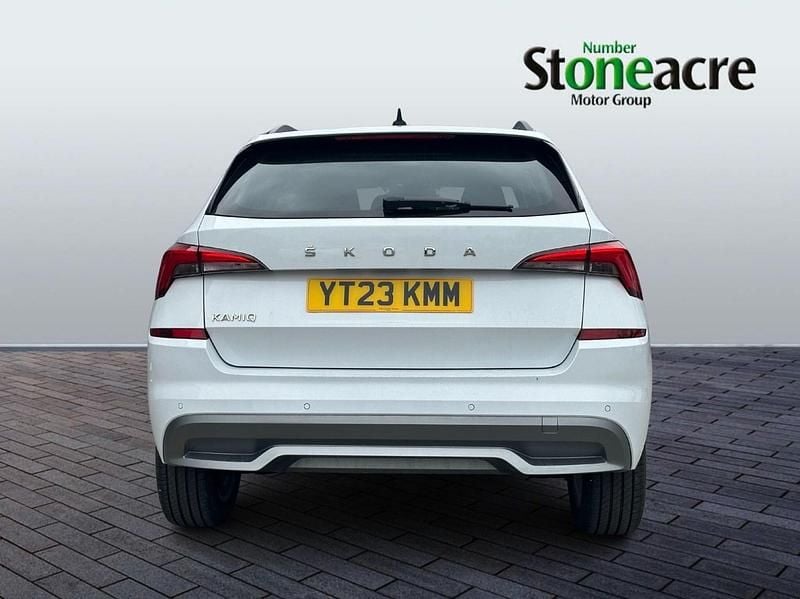 Used Skoda Kamiq SE Drive 95 HP (69 kW) 2023 White SUV