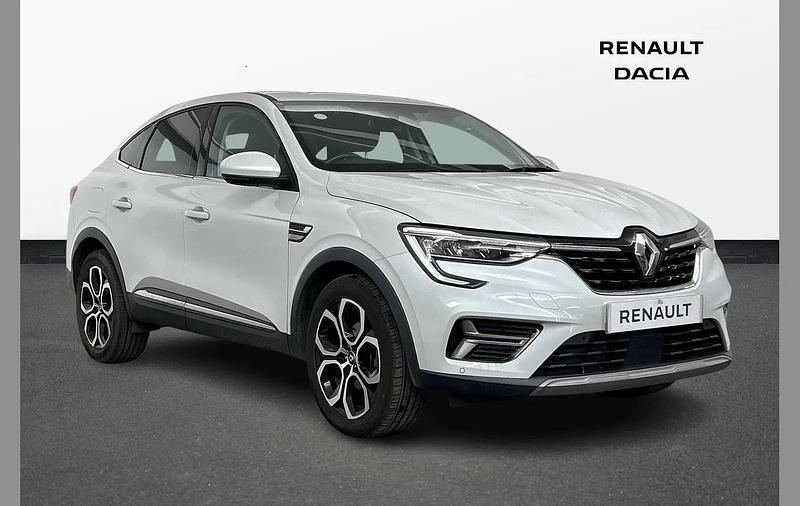 White Used 2022 Renault Arkana Version S SUV | £15,300 (Fair price) - Image 1/4
