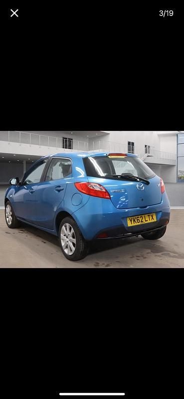 Used Mazda 2 102 HP (75 kW) 2012 Blue Hatchback