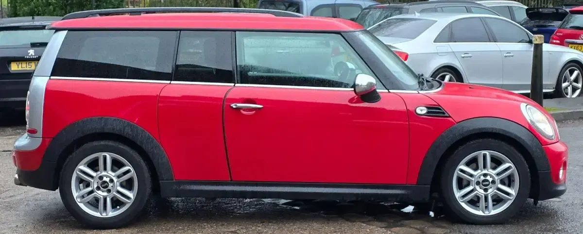 Usado Mini Cooper Clubman 2013 Rojo Familiar