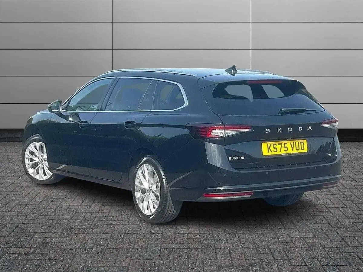 Used Skoda Superb SE L 150 HP (110 kW) 2026 Midnight black metallic Estate