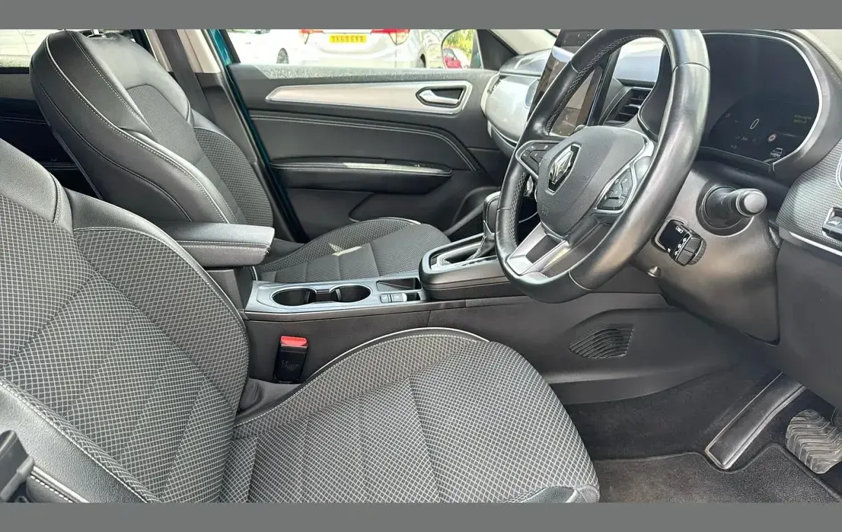Used Renault Arkana Version S 142 HP (104 kW) 2022 Blue SUV