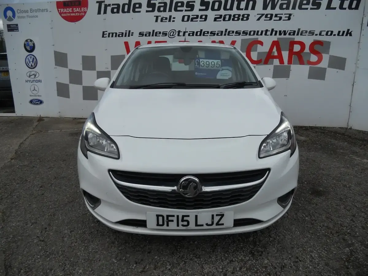 Used Vauxhall Corsa SRi 2015 White Hatchback