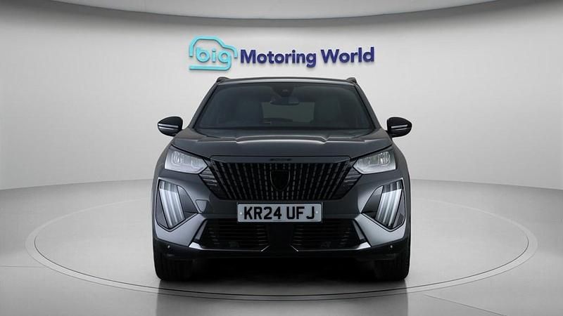 Begagnad Peugeot 2008 Allure 130 HK (95 kW) 2024 Grå SUV