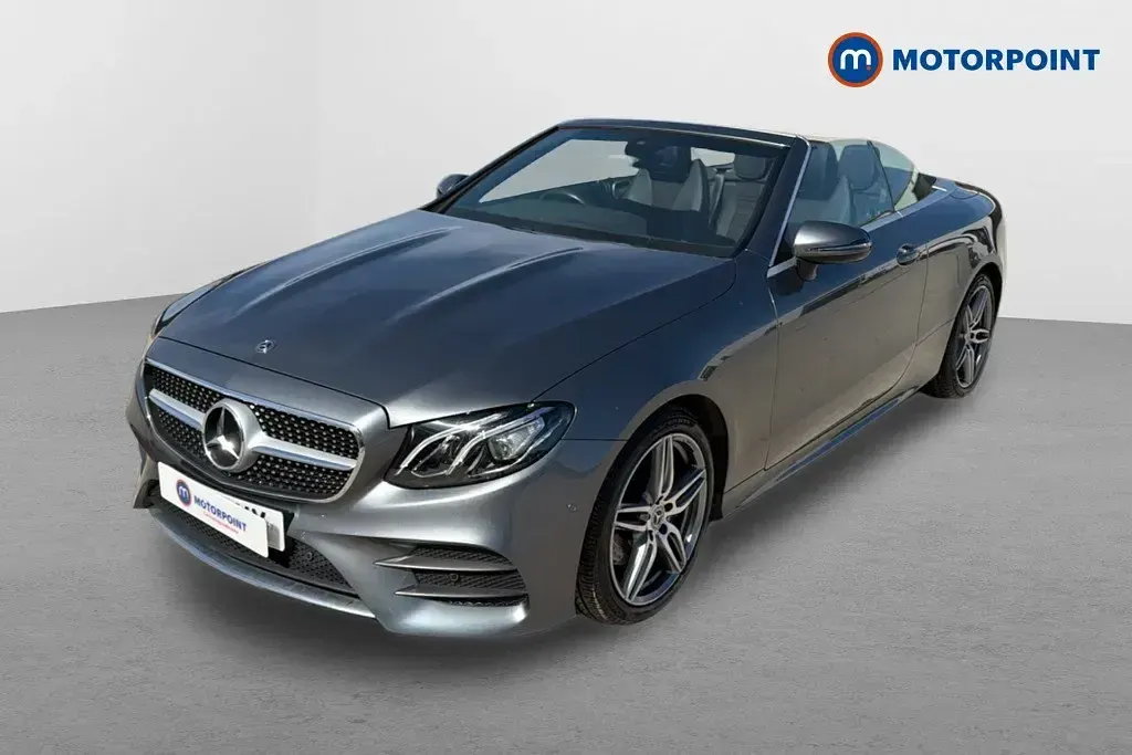 Używany Mercedes E220 AMG line 2021 Szary Kabriolet
