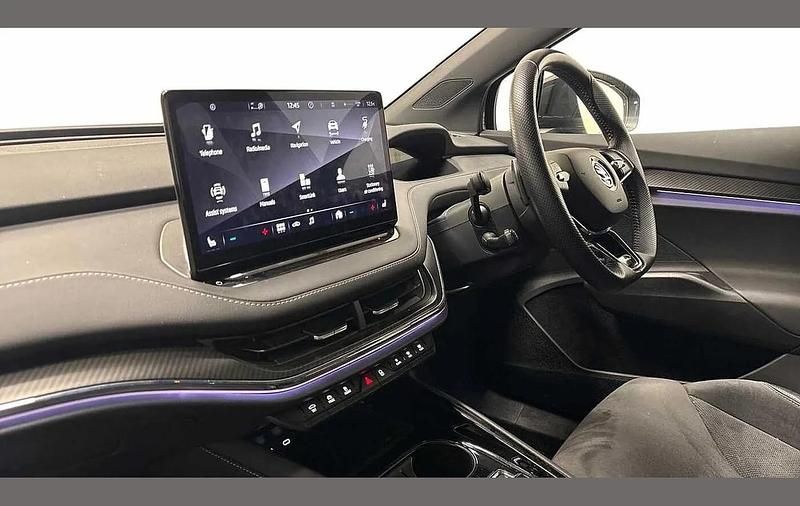 Used Skoda Enyaq iV SportLine 150 kW (204 HP) 2023 Black magic pearl effect SUV