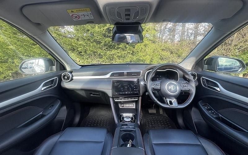 Used MG ZS Trophy 114 kW (156 HP) 2023 Sedan