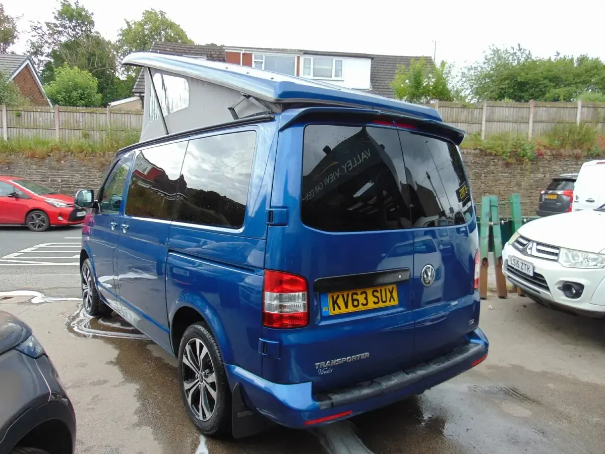 Used VW T5 Highline 140 HP (102 kW) 2013 Blue Van