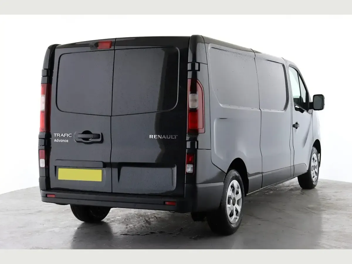 New Renault Trafic 2026 Black