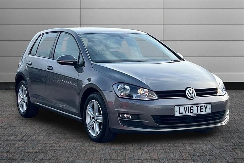 Used VW Golf VII Edition 125 HP (91 kW) 2016 Limestone grey Hatchback