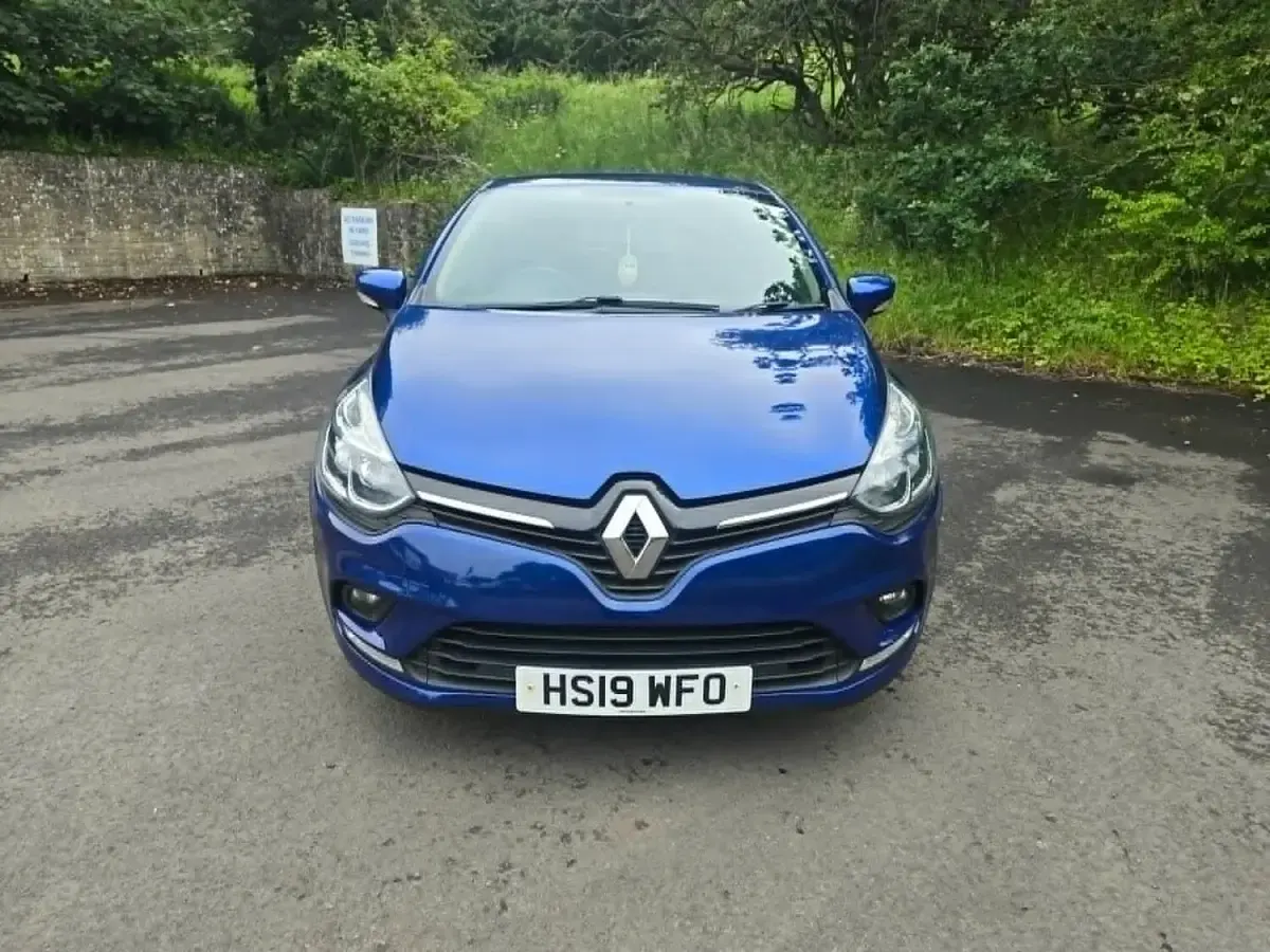 Used Renault Clio Iconic 2019 Blue Hatchback