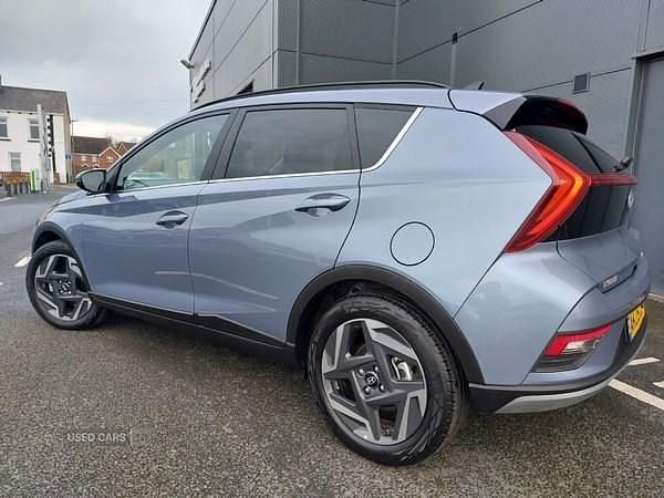 Used Hyundai Bayon Premium 100 HP (73 kW) 2025 Blue SUV
