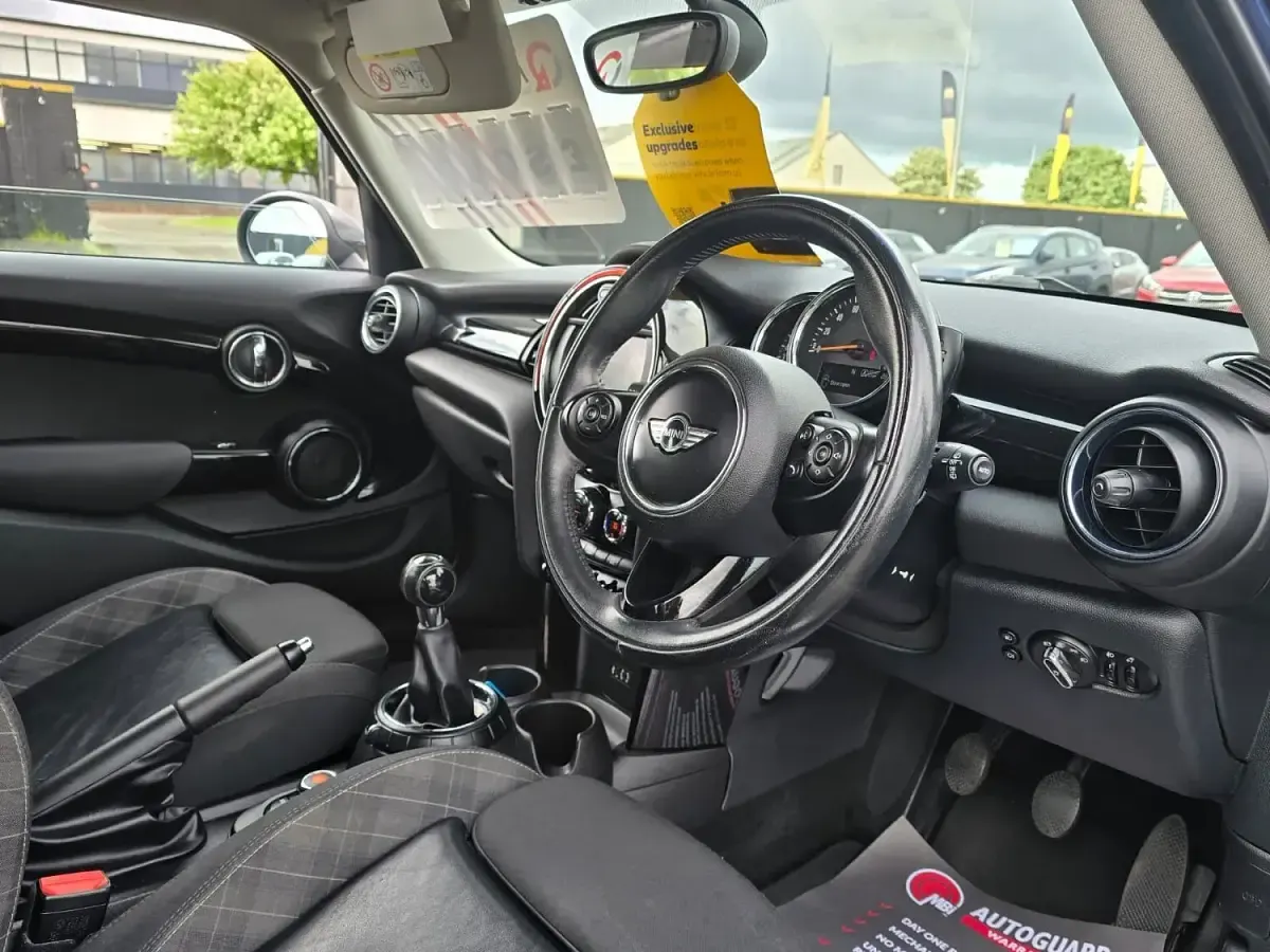 Used Mini Cooper Hatch 136 HP (100 kW) 2015 Blue Hatchback