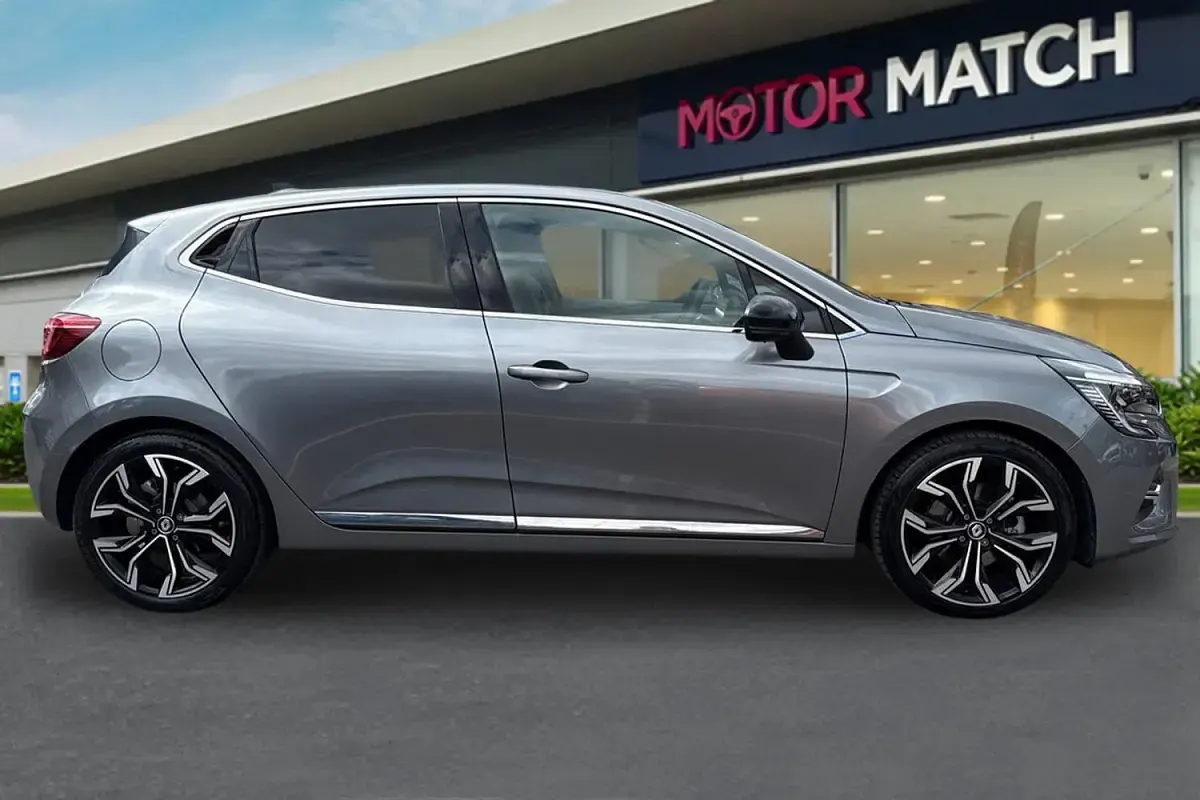Used Renault Clio Techno 2023 Grey Hatchback