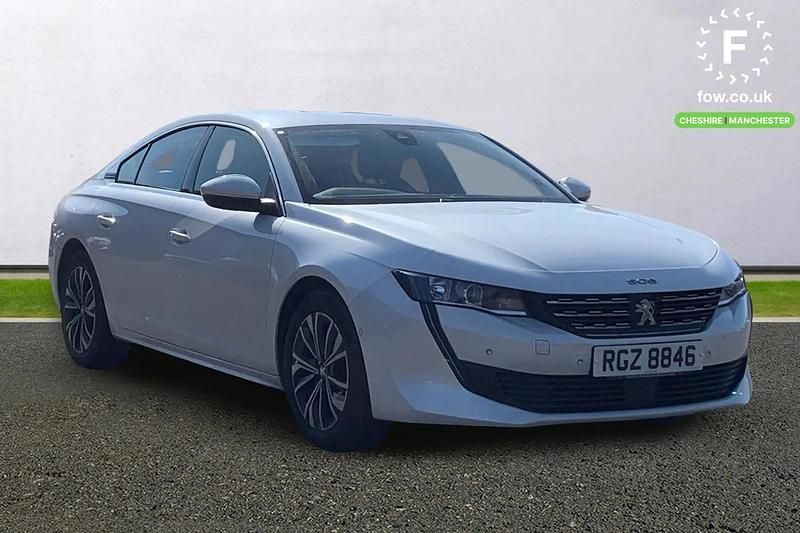 Used Peugeot 508 Allure 131 HP (96 kW) 2020 White Hatchback