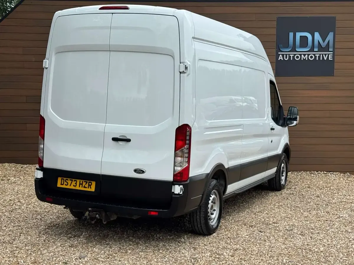 Used Ford Transit 130 HP (95 kW) 2023 White Van