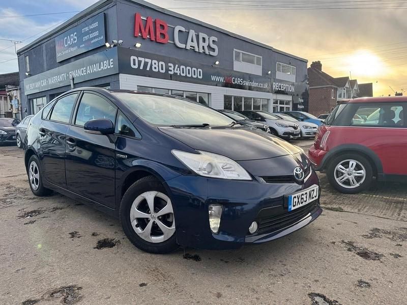 Blue Used 2013 Toyota Prius T3 Hatchback | £6,490 (Fair price) - Image 1/4