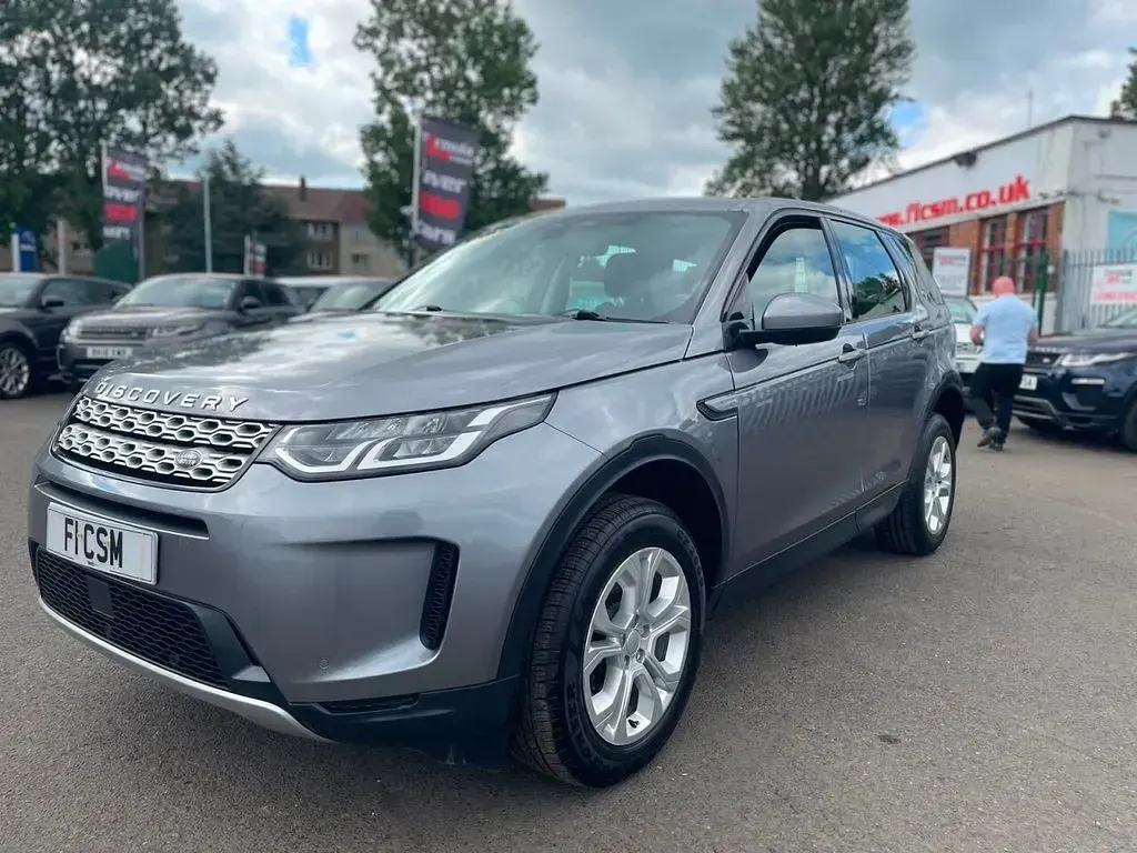 Used Land Rover Discovery 5 S 163 HP (119 kW) 2022 Grey SUV
