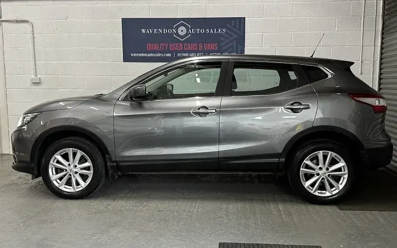 Usado Nissan Qashqai Acenta 110 HP (80 kW) 2017 SUV