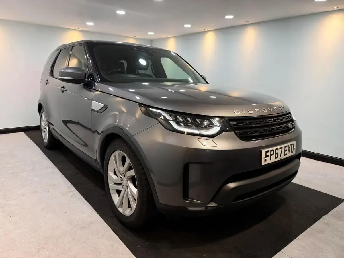 Used Land Rover Discovery HSE 240 HP (176 kW) 2017 Grey SUV