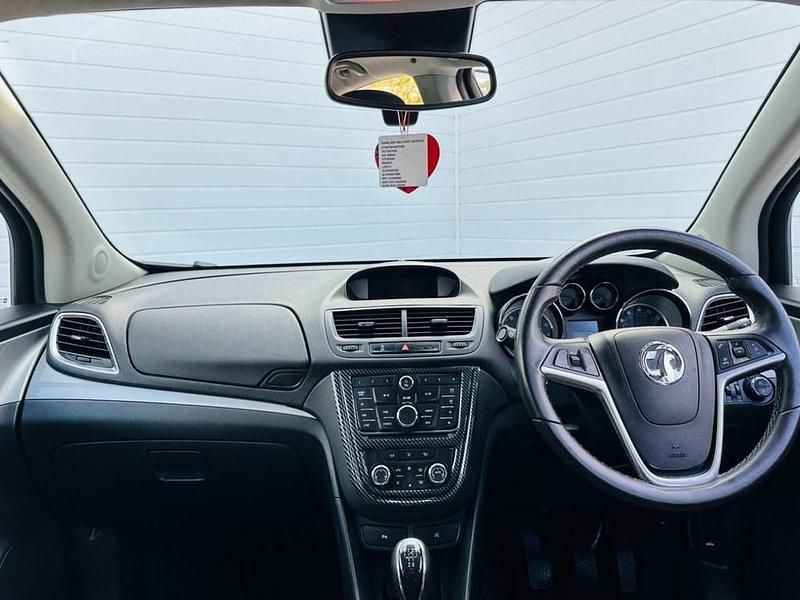 Used Vauxhall Mokka S 115 HP (84 kW) 2015 White SUV